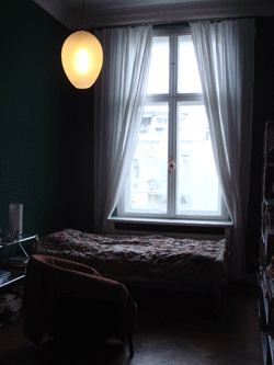 0101greenbedroom.gif