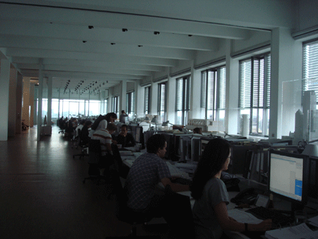 07051.gif