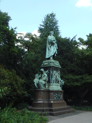 07132.gif