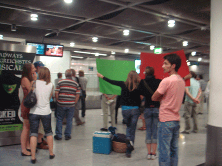 110712top.gif