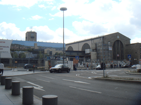 110723top.gif